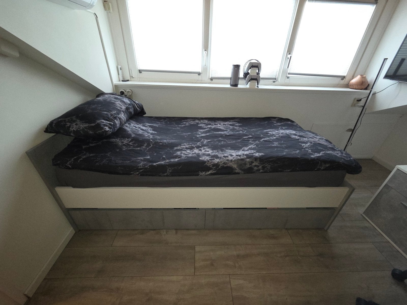 Eenpersoonsbed te koop, Huizen en Kamers