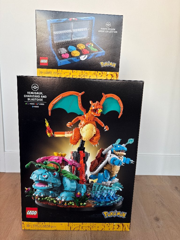 NIEUW - Lego 40892 (Kanto badge) & 72153 (Venusaur,...), Kinderen en Baby's, Speelgoed | Duplo en Lego, Nieuw, Lego, Complete set