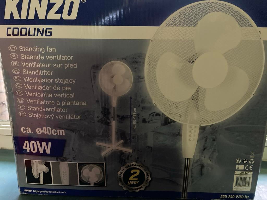 Kinzo Staande Ventilator - Ø40cm, 40W, Verstelbaar, Witgoed en Apparatuur, Ventilatoren, Ophalen of Verzenden, Nieuw, Statiefventilator