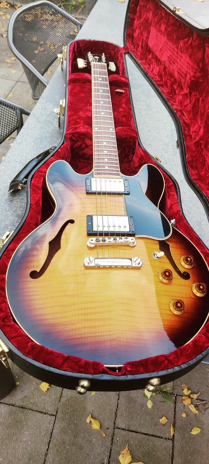 Foto 2 van Gibson CS-336 Custom Shop Semi-Hollow Elektrische Gitaar