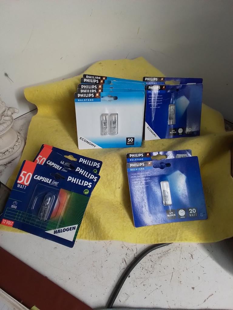 13941) PHILIPS  halogeen/halotone lampjes 12 kartonnetjes, Ophalen of Verzenden