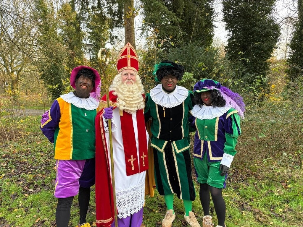 Sinterklaas op bezoek. Sint en Piet. Apeldoorn 5 December, Ophalen of Verzenden