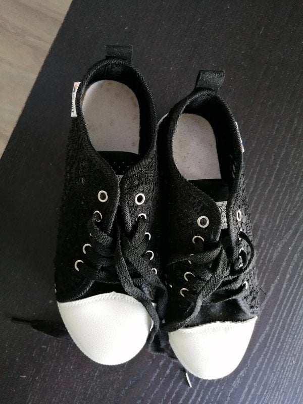 Zomer schoenen zwart met veters, Ophalen of Verzenden, Zo goed als nieuw, Zwart, Sneakers of Gympen