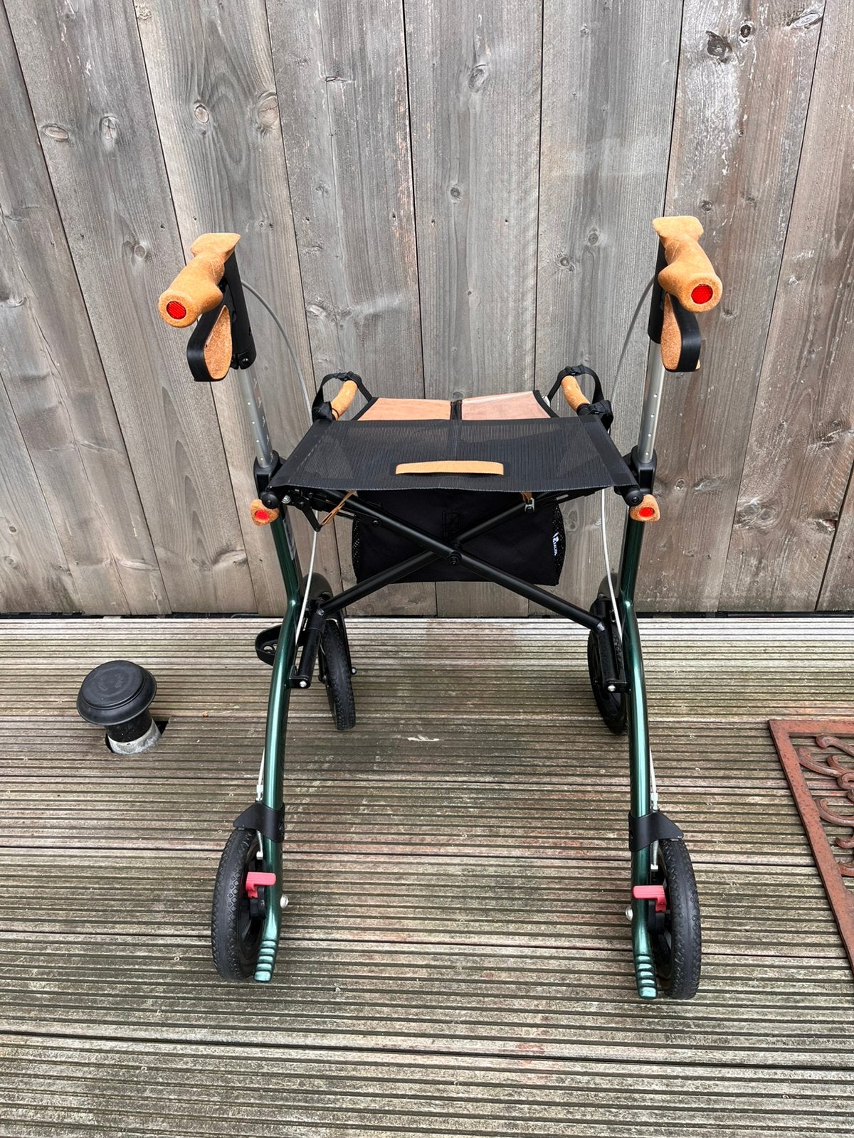 Saljol Carbon Rollator – In Absolute Nieuwstaat!, Ophalen, Lichtgewicht, Zo goed als nieuw