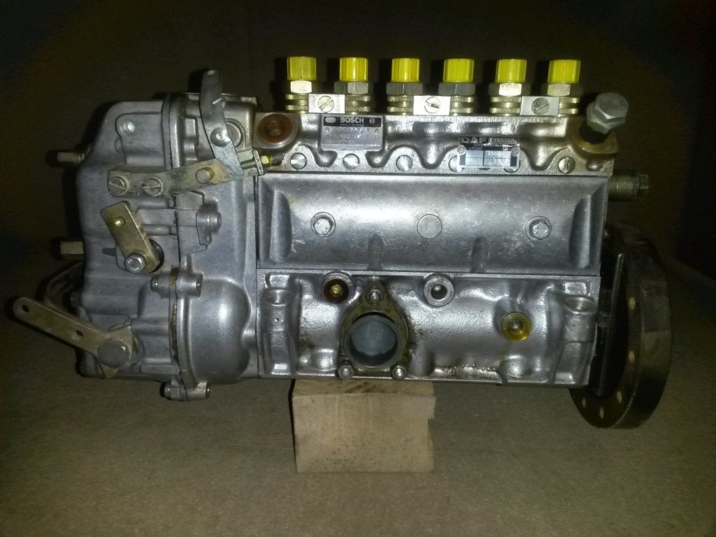 DAF 2100 2300 DH 825 Brandstofpomp 680087 Bosch 0400676151, Ophalen of Verzenden, Gereviseerd, DAF, Brandstofsystemen