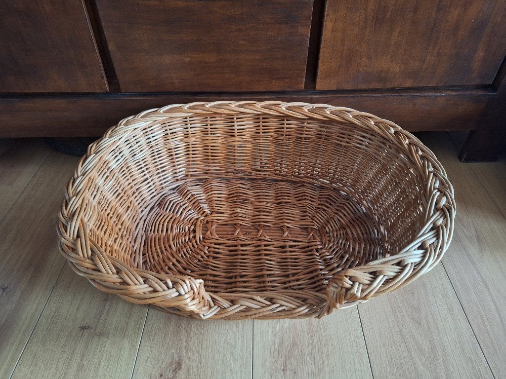 Rieten kattenmand / hondenmand 66 x 50 x H. 22 cm, Ophalen, Zo goed als nieuw, Riet