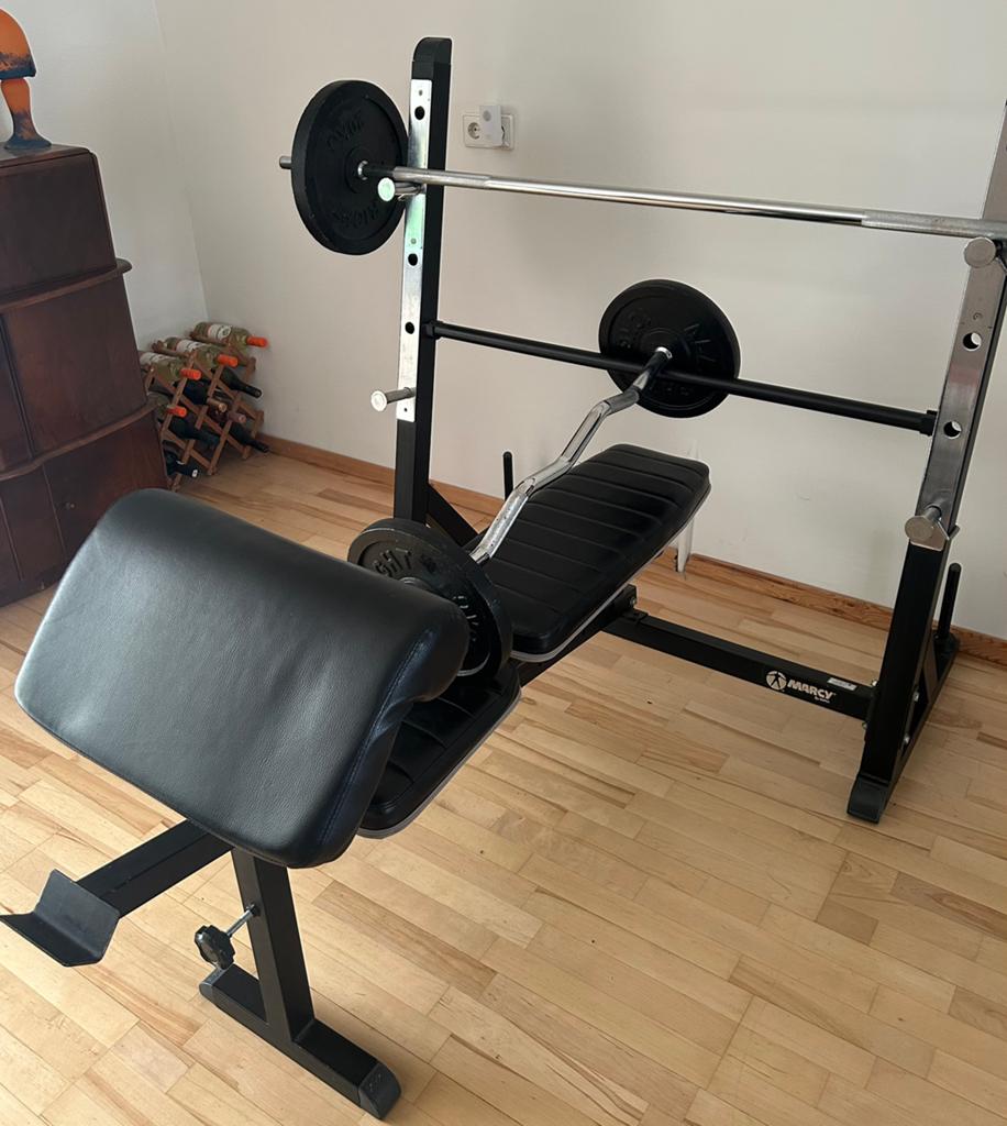 Verstelbare Halterbank  / Bench Press Set incl. Gewichten, Ophalen, Zo goed als nieuw, Benen, Fitnessbank