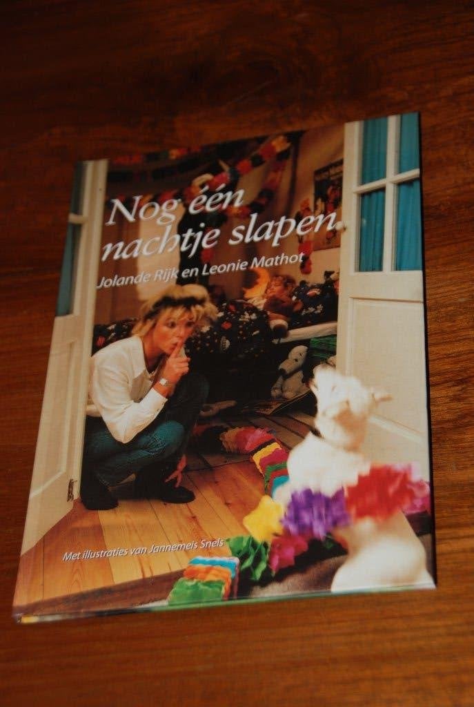 Nog een nachtje slapen., Boeken, Ophalen of Verzenden, Zo goed als nieuw, Jolande rijk en leonie mathot