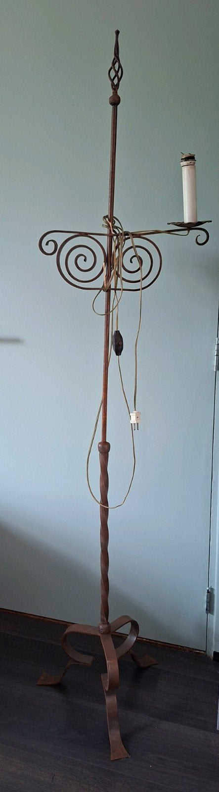 Vintage smeedijzeren staande lamp, zie beschrijving, Antiek en Kunst, Ophalen