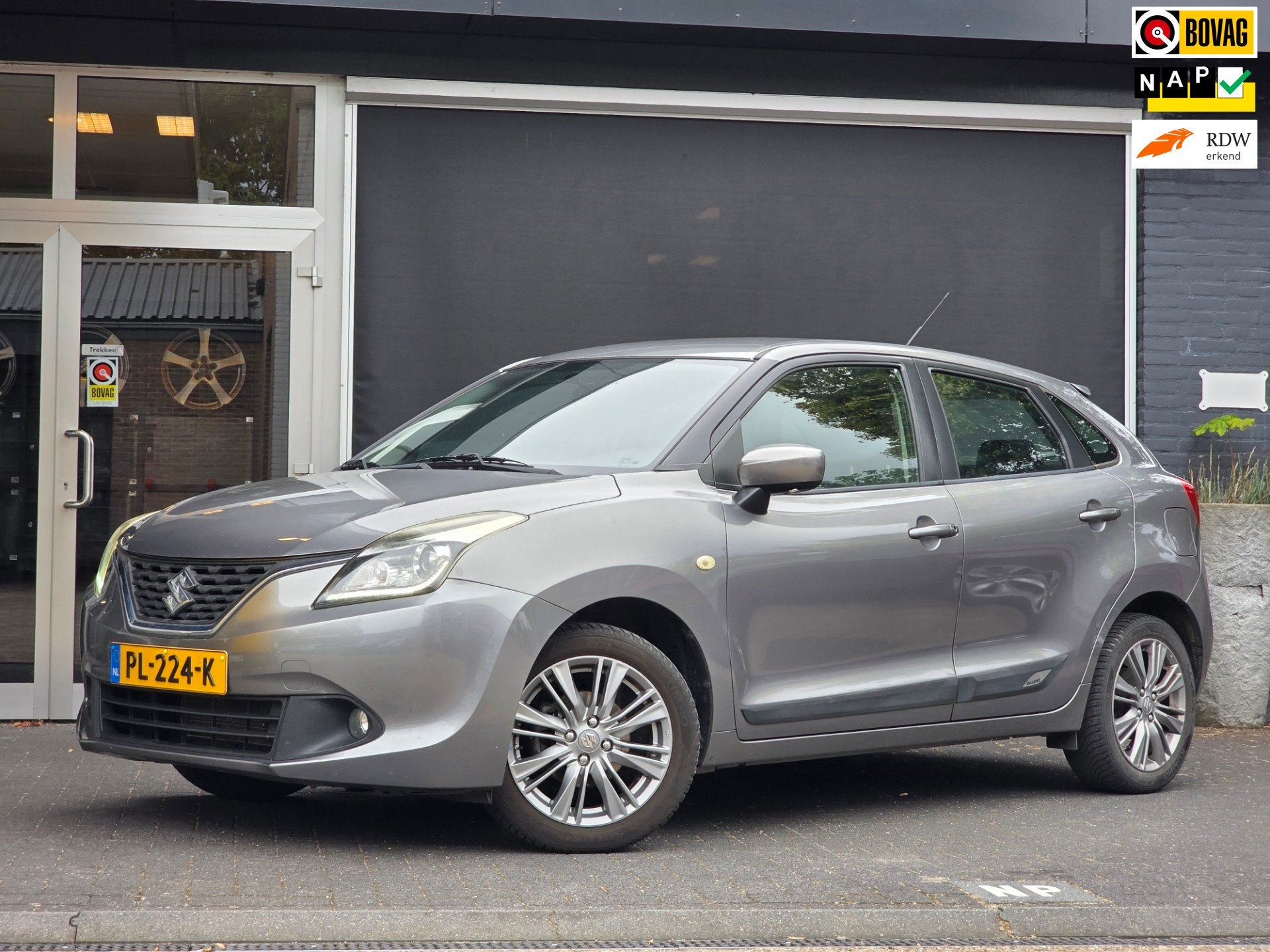 Suzuki Baleno 1.2 Dynamic / CAMERA / AIRCO / CRUISE / NAP, Auto's, Suzuki, Stof, Gebruikt, 4 cilinders, 840 kg