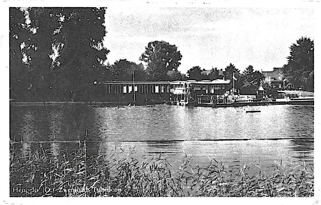 804477	Hengelo	Ov 1951 Zwembad Tuindorp	Gelopen met zegel, Ophalen of Verzenden, 1940 tot 1960, Gelopen, Overijssel