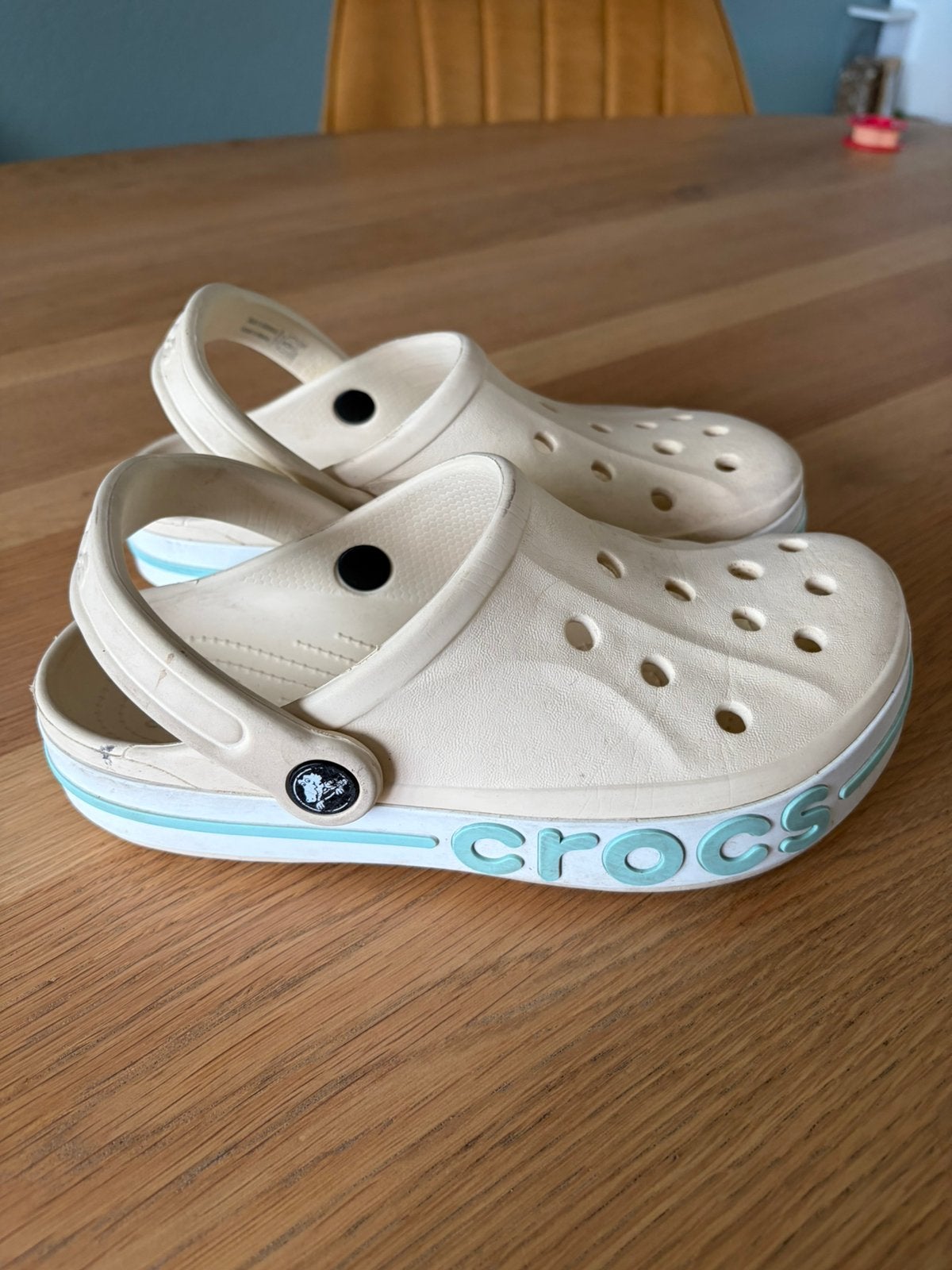 Crocs m4 w6 mt 36/37, Jongen of Meisje, Overige typen, Ophalen of Verzenden, Zo goed als nieuw