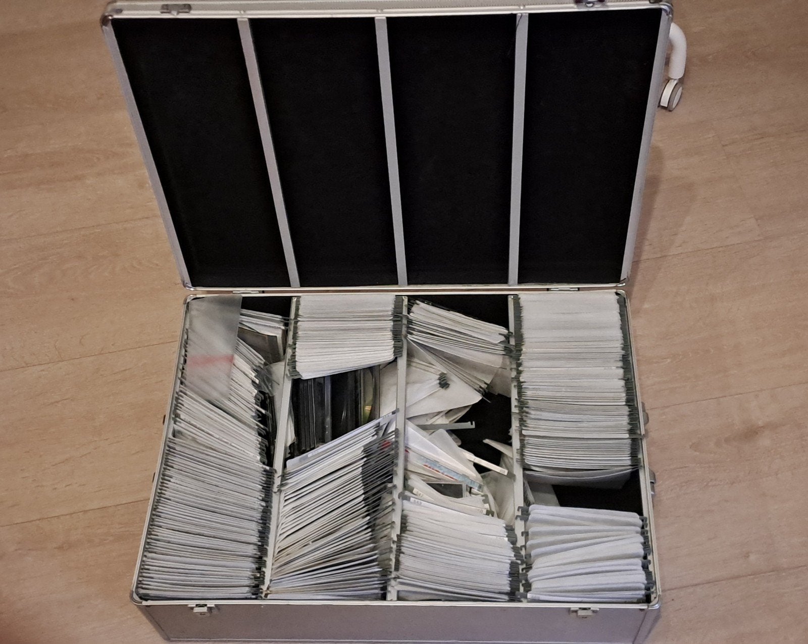 verschillende cd's  (gratis), Cd's en Dvd's, Ophalen, Gebruikt, Overige genres, Overige typen