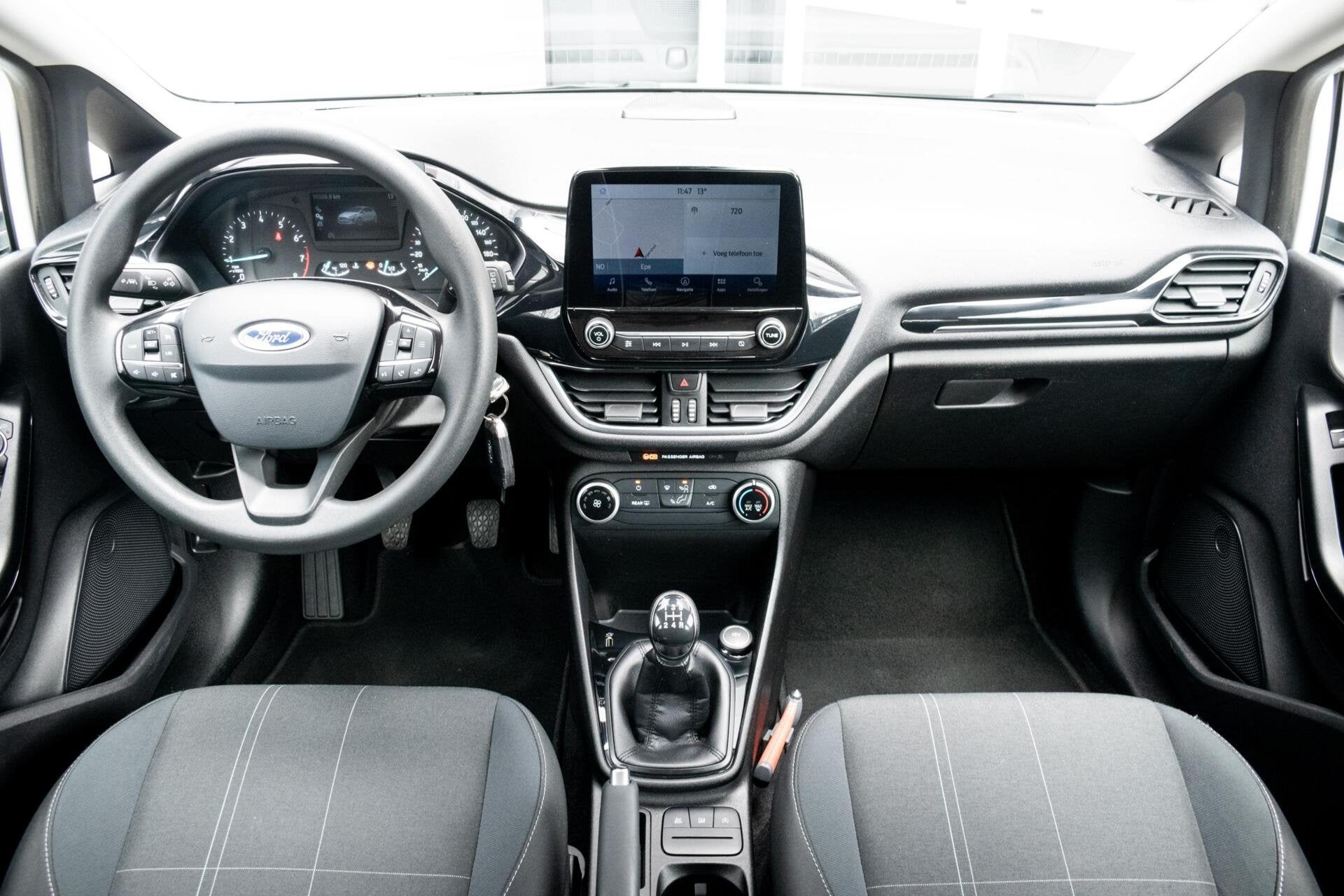 Ford Fiesta 1.1 Trend|1e EIGENAAR|CARPLAY|NAVI|CRUISE|PDC|LA, Voorwielaandrijving, Gebruikt, Met garantie (alle), Origineel Nederlands