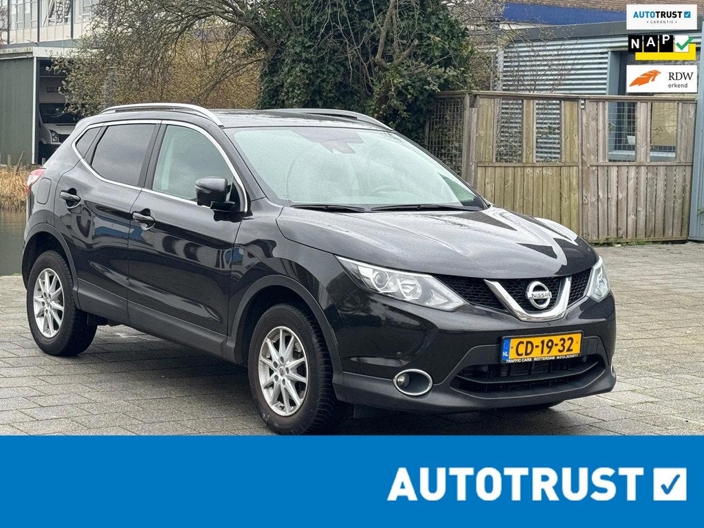 Nissan Qashqai 1.2 Connect Edition/Automaat/2eigenaar, Auto's, Nissan, Gebruikt, 4 cilinders, 116 pk, Zwart