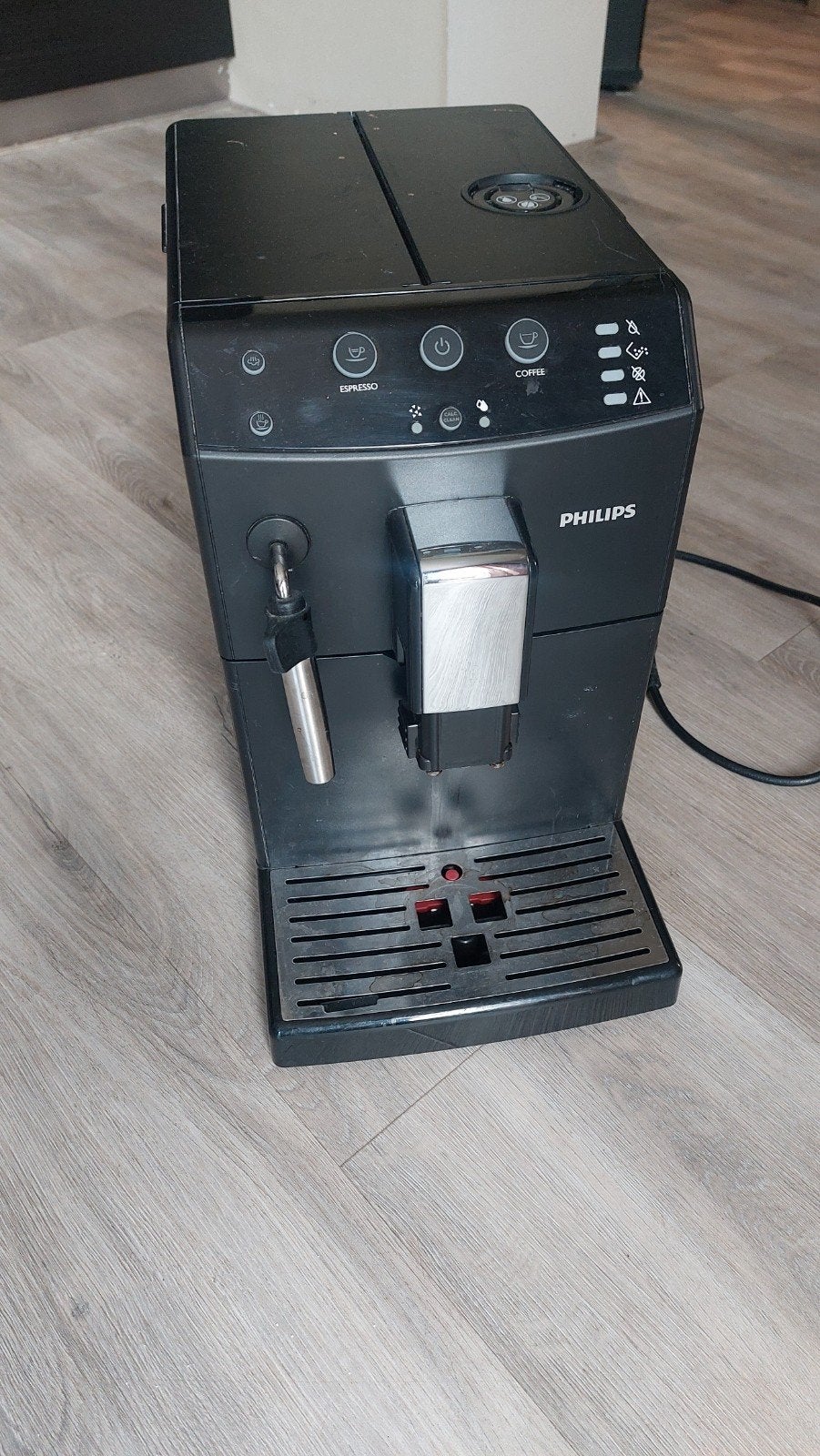 Philips volautomatische espressomachine - Gebruikt, Gebruikt, Espresso apparaat, 4 tot 10 kopjes, Afneembaar waterreservoir