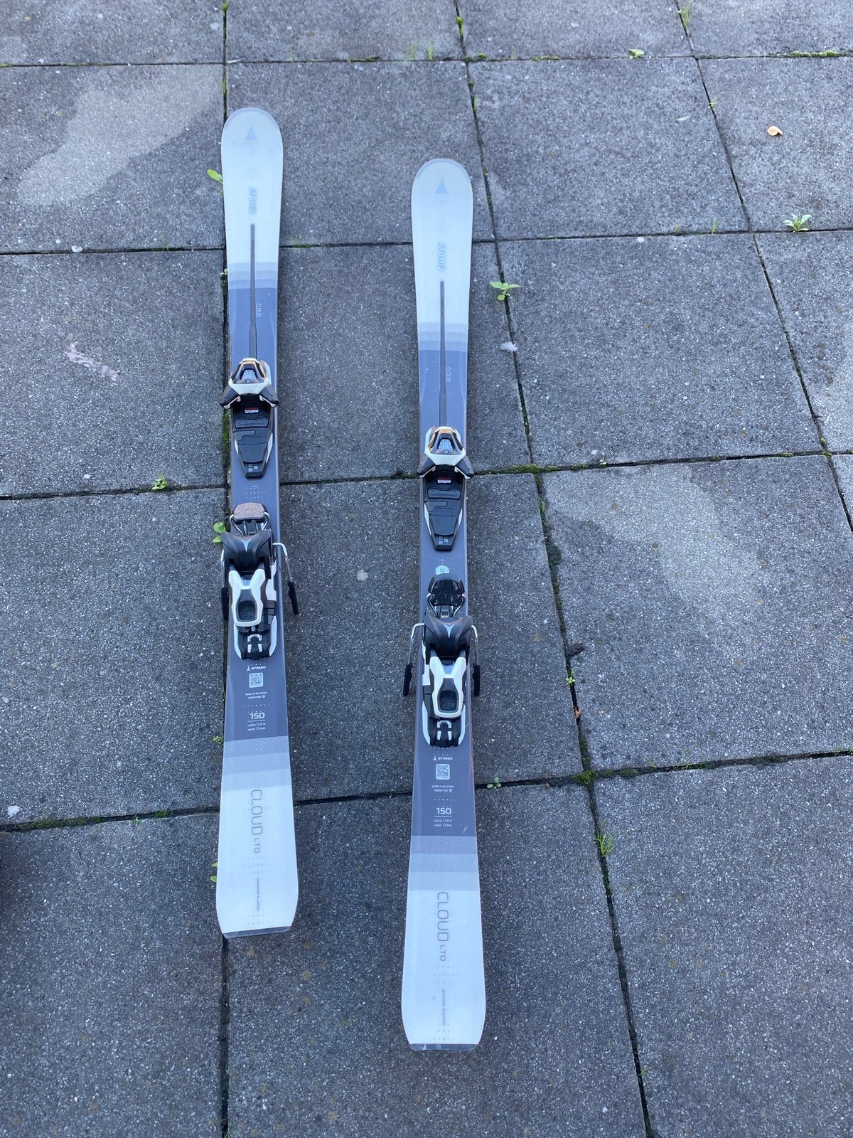 Zo goed als nieuwe ski’s 150cm Atomic Cloud, Ophalen, 140 tot 160 cm, Zo goed als nieuw, Atomic