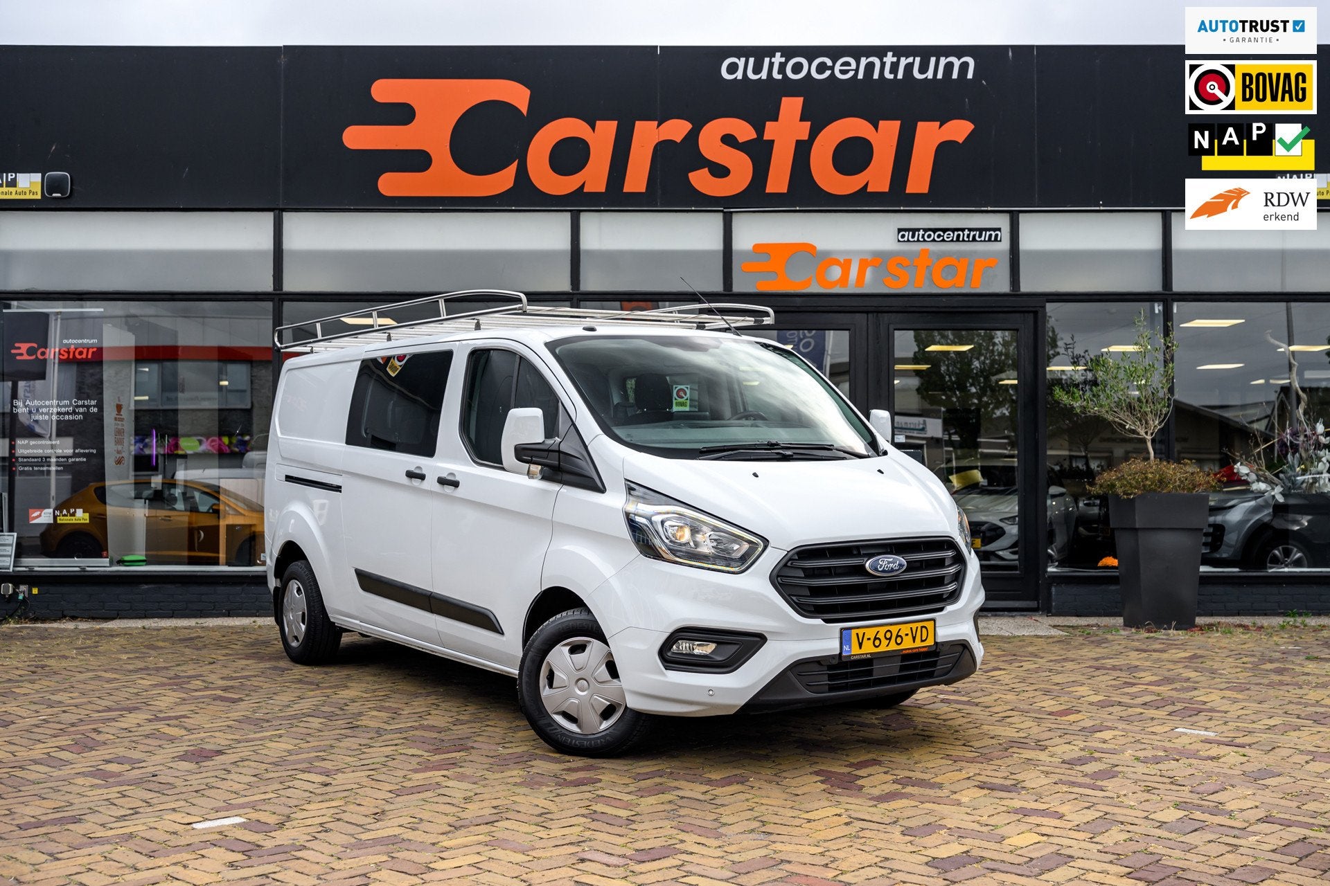Ford Transit Custom 300 2.0 TDCI L2H1 Trend DC|6 ZITS|PDC|CR, Voorwielaandrijving, 15 km/l, Euro 6, 4 cilinders