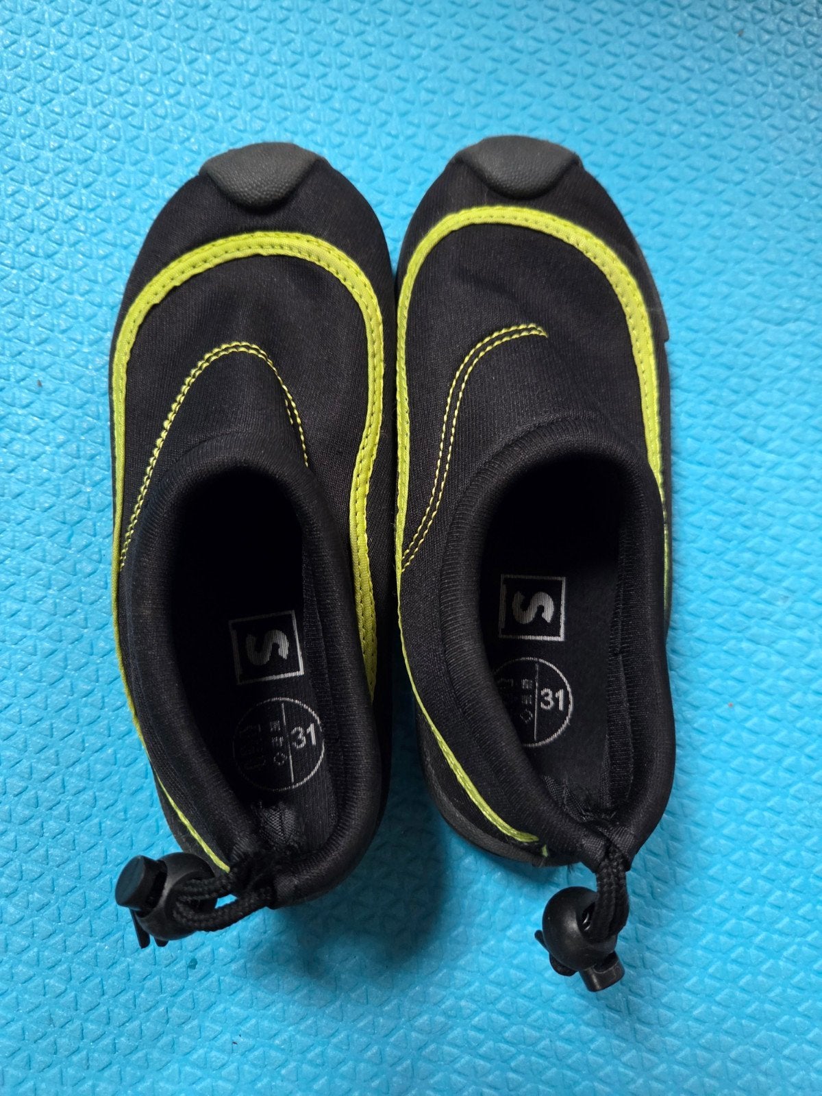 Waterschoenen maat 31, Kinderen en Baby's, Kinderkleding | Schoenen en Sokken, Gebruikt, Salomon, Jongen of Meisje, Schoenen