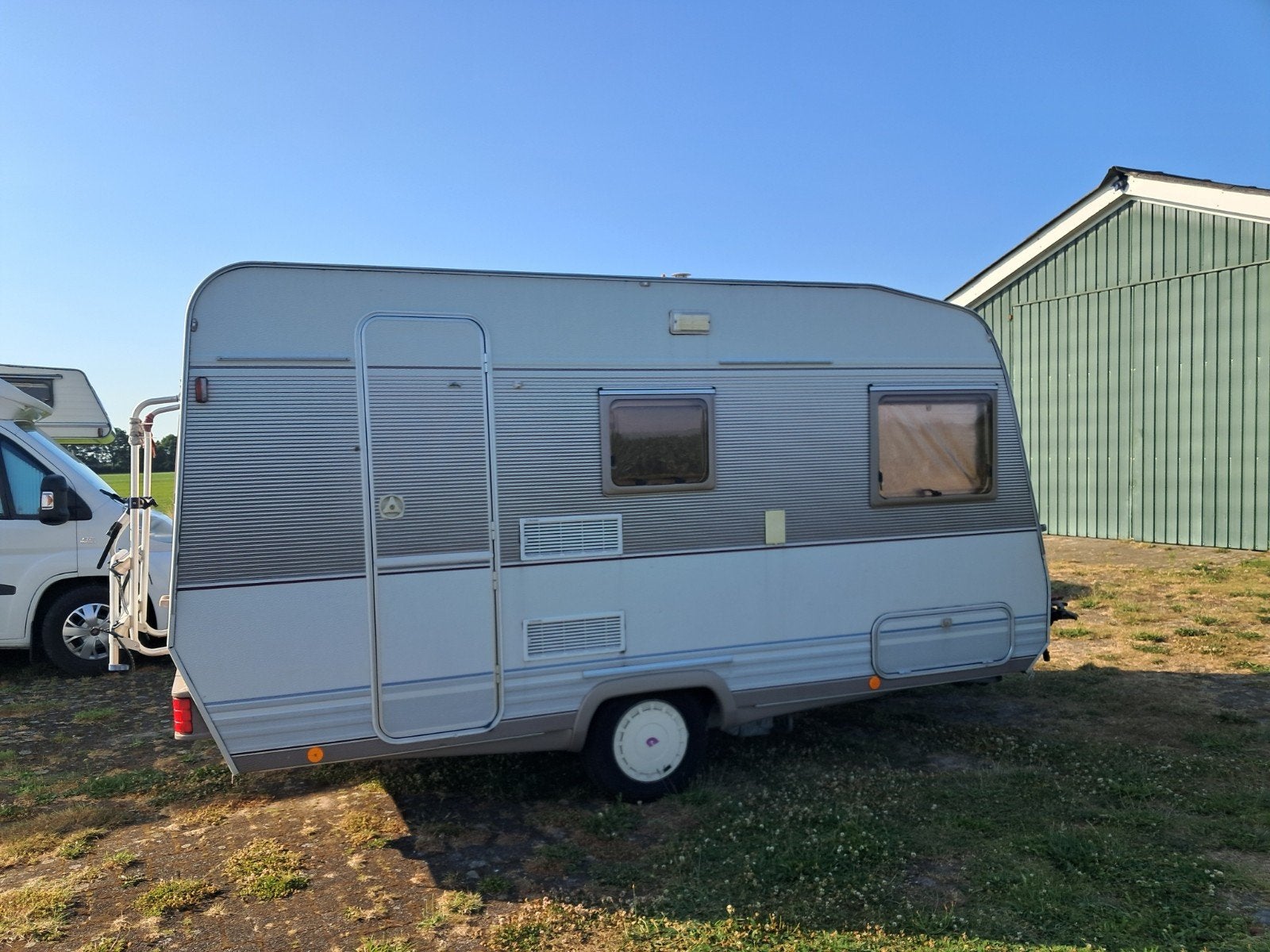 Dethleff Rondo caravan bieden vanaf €3000.00, Caravans en Kamperen, Omvormbare zithoek, Treinzit, Particulier, Dethleffs