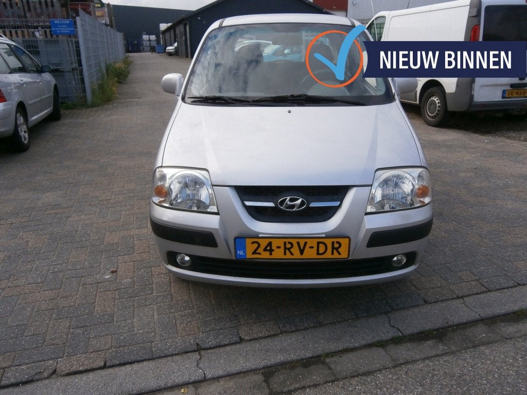 Hyundai Atos 1.1i Dynamic Cool (bj 2005, automaat), Auto's, Hyundai, Automaat, 31 €/maand, 4 cilinders, Origineel Nederlands