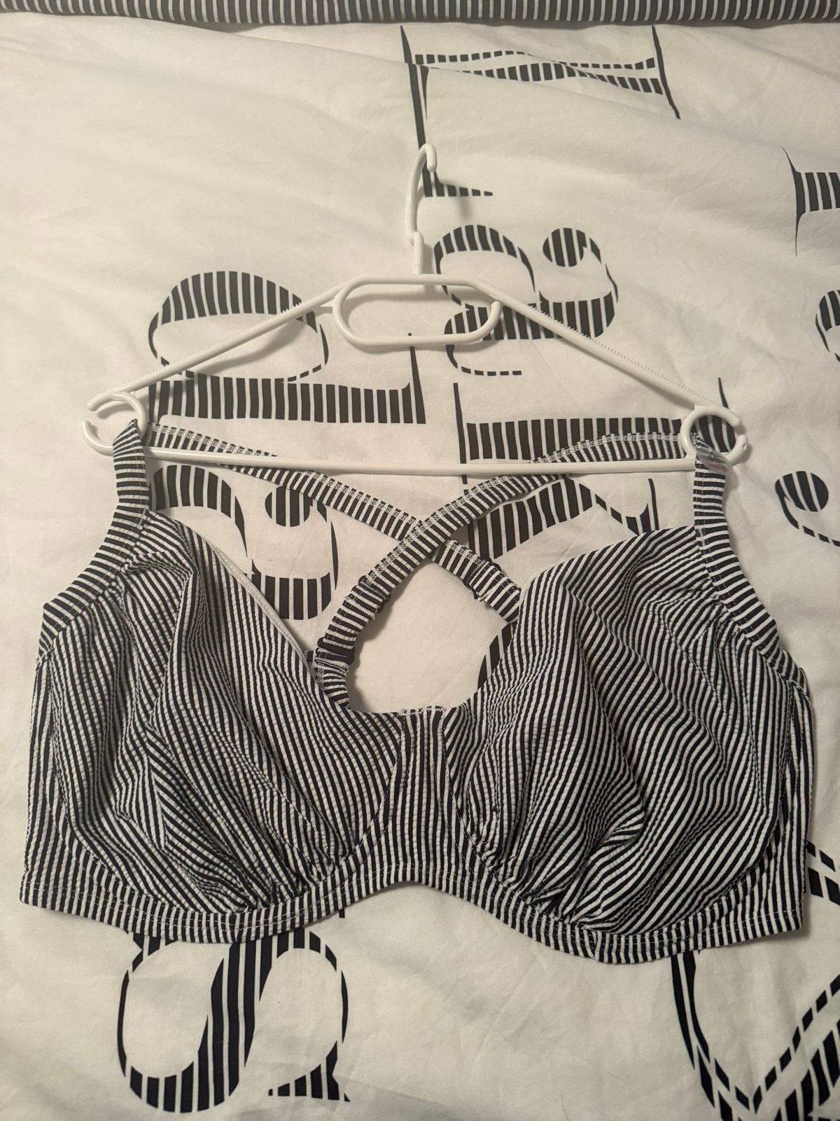 Nieuwe Livera bikinitop 46 F/G marineblauw met streepjes, Ophalen of Verzenden, Nieuw, Blauw, Bikini