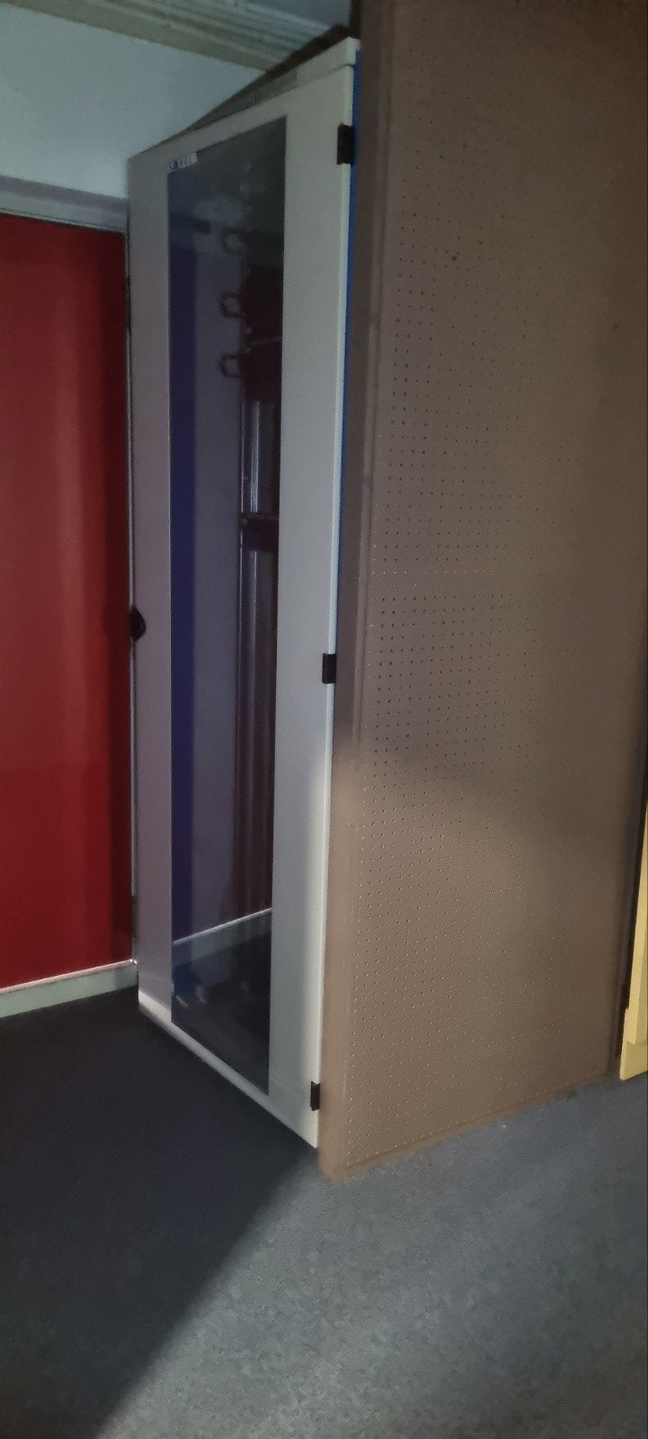 Complete Patchkast / Serverkast staand, Computers en Software, Ophalen, Gebruikt, Glas