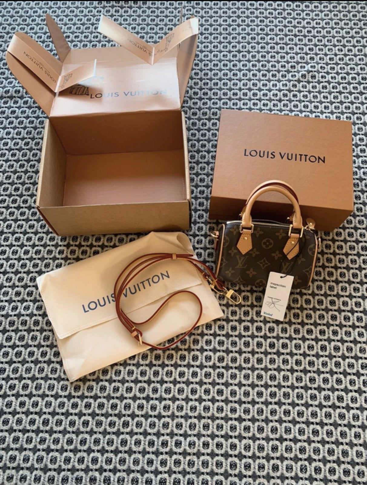 Louis Vuitton Sac Nano Speedy Monogram, Ophalen of Verzenden, Zo goed als nieuw, Bruin, Handtas