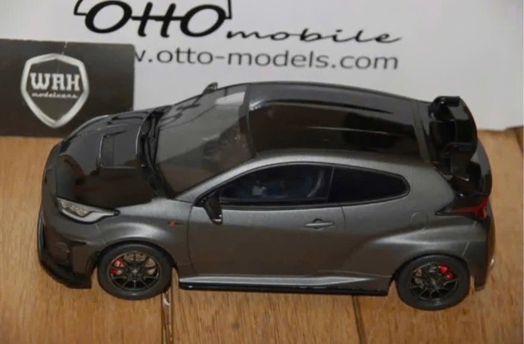 1:18 TOYOTA YARIS GR CIRCUIT PACK Otto mobile OT1046 WRH, Hobby en Vrije tijd, Modelauto's | 1:18, Verzenden, Zo goed als nieuw