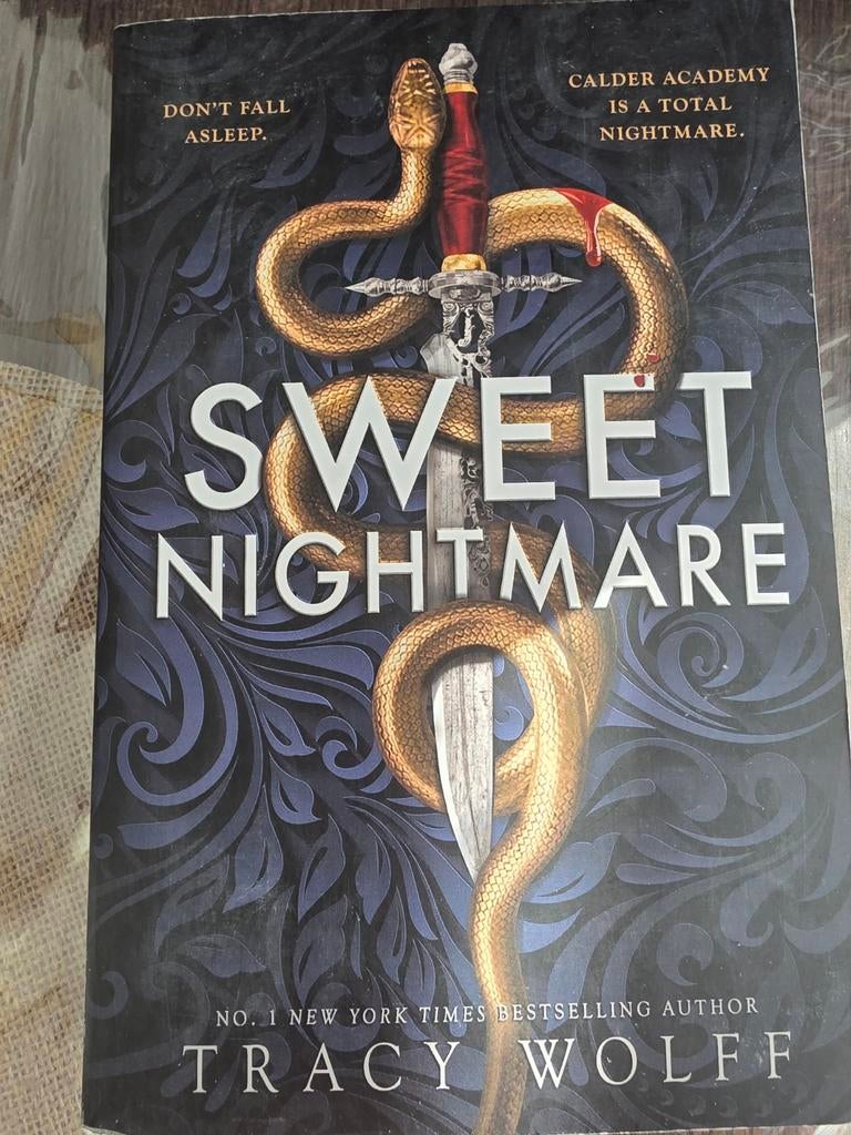 Sweet Nightmare - Tracy Wolff (Engels), Ophalen of Verzenden, Zo goed als nieuw, Tracy Wolff