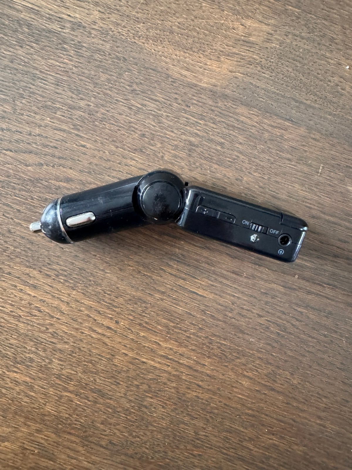 Bluetooth transmitter FM/AM radio, Auto diversen, Carkits, Ophalen of Verzenden, Gebruikt