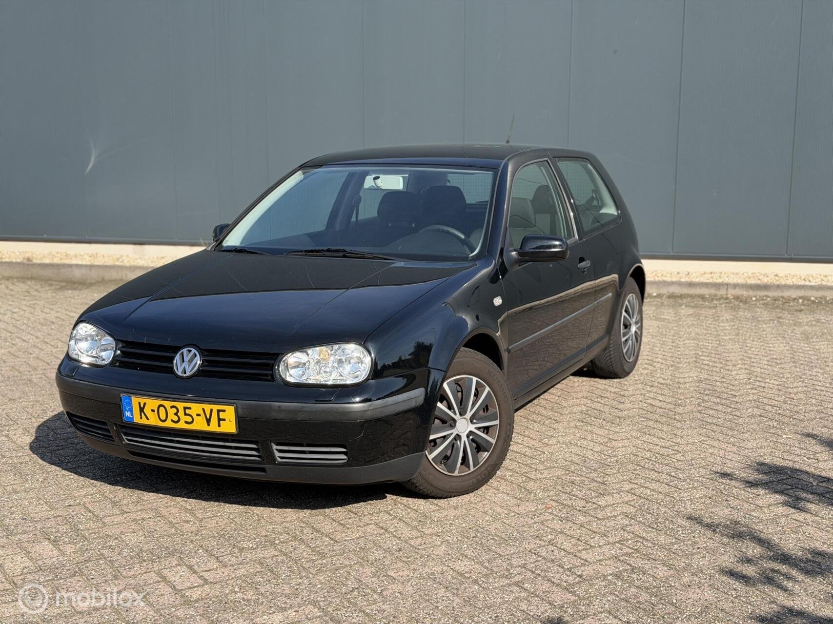 Volkswagen Golf 1.6-16V APK/STOELVERWARMING/AIRCO, Voorwielaandrijving, 15 km/l, Gebruikt, 1064 kg