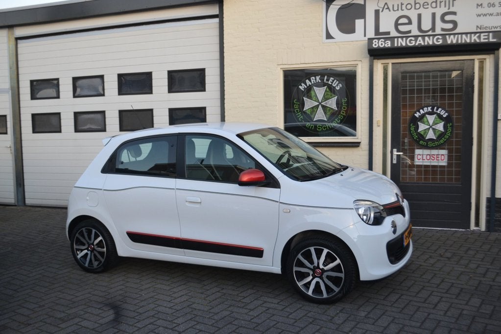 Renault Twingo 0.9 TCe Dynamique NIEUW MODEL/Navi/Cruise/Par, 898 cc, Gebruikt, 918 kg, 4 stoelen