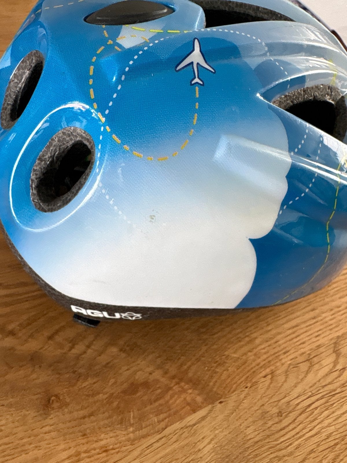 AGU Kinder Fietshelm - Nette en Goede Staat, Fietsen en Brommers, Ophalen of Verzenden, Zo goed als nieuw, Jongen of Meisje