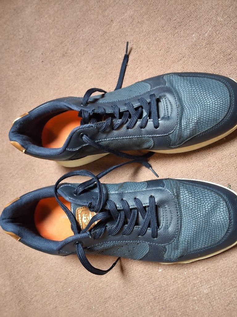 Herenschoenen, Blauw, Sportschoenen, Ophalen of Verzenden, Zo goed als nieuw