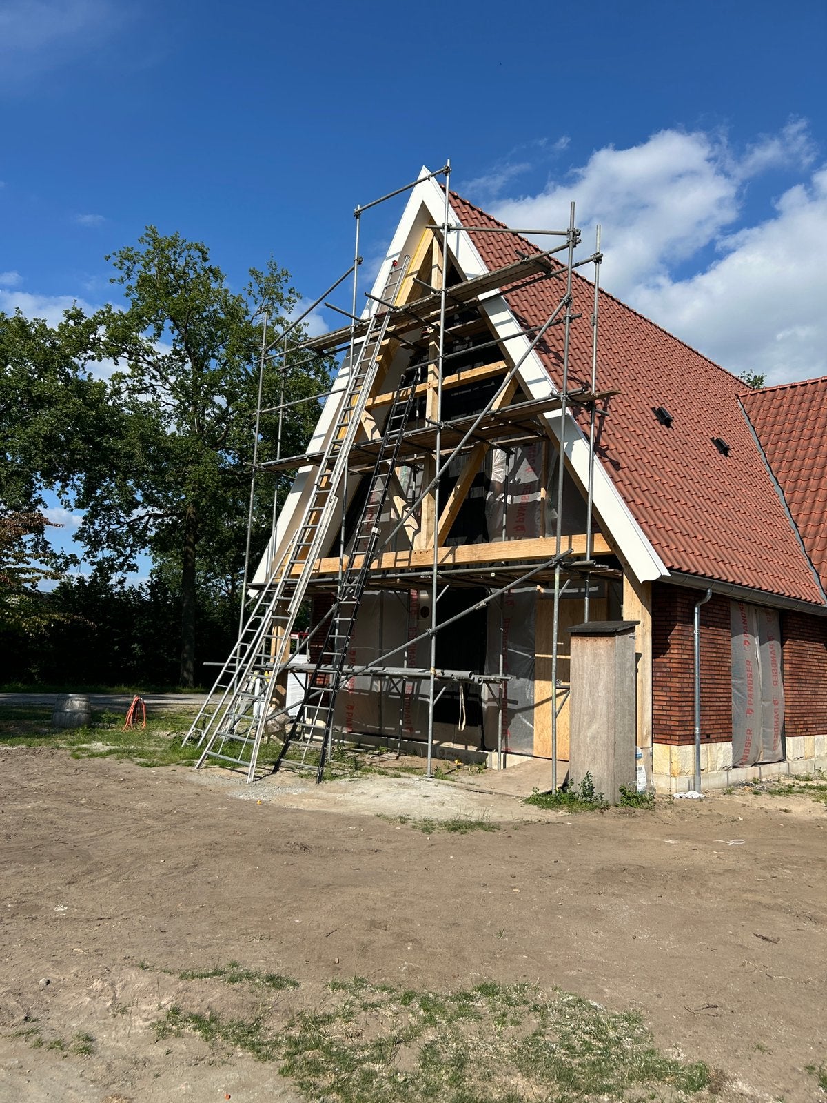 Compleet steiger voor een grote woning, Ophalen, Gebruikt, Gevelsteiger, 5 meter of hoger