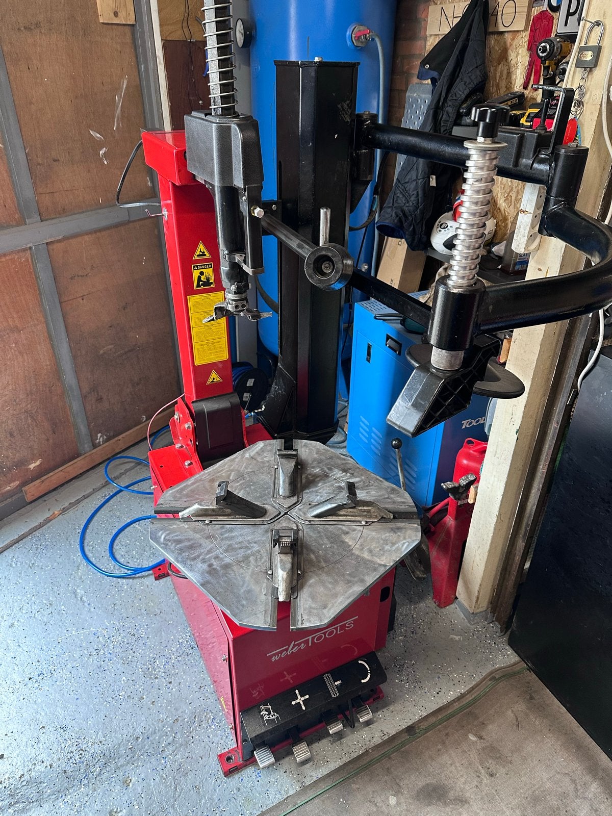 Weber Tools Banden demonteer apparaat met hulparmen, Auto diversen, Ophalen, Zo goed als nieuw