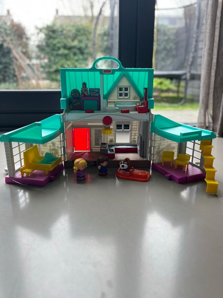 Fisher-Price Little People Speelhuis met figuren, Ophalen of Verzenden, Gebruikt, Jongen of Meisje