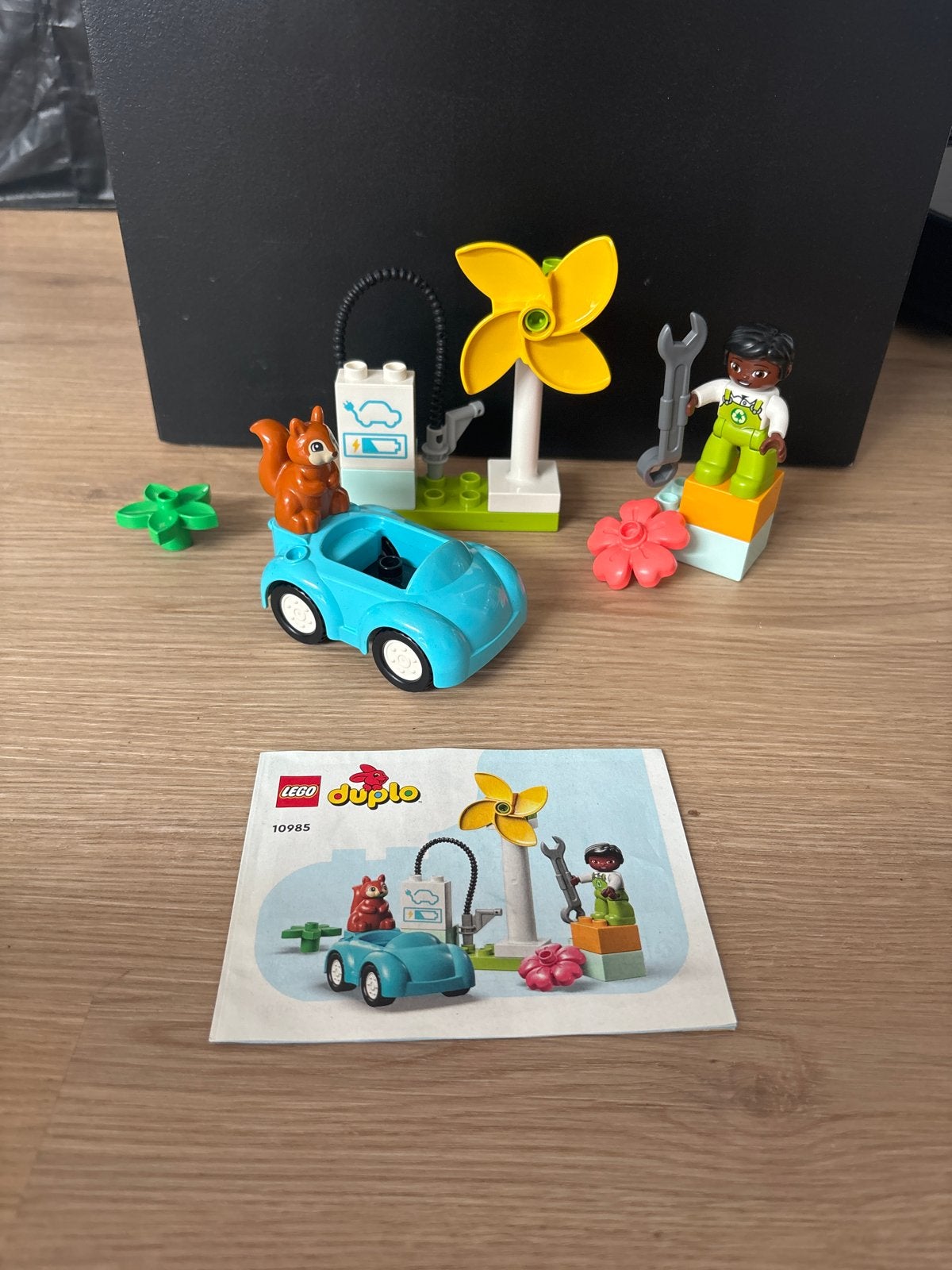 LEGO Duplo 10985 Windmolen en elektrische auto, Ophalen of Verzenden, Gebruikt, Overige merken