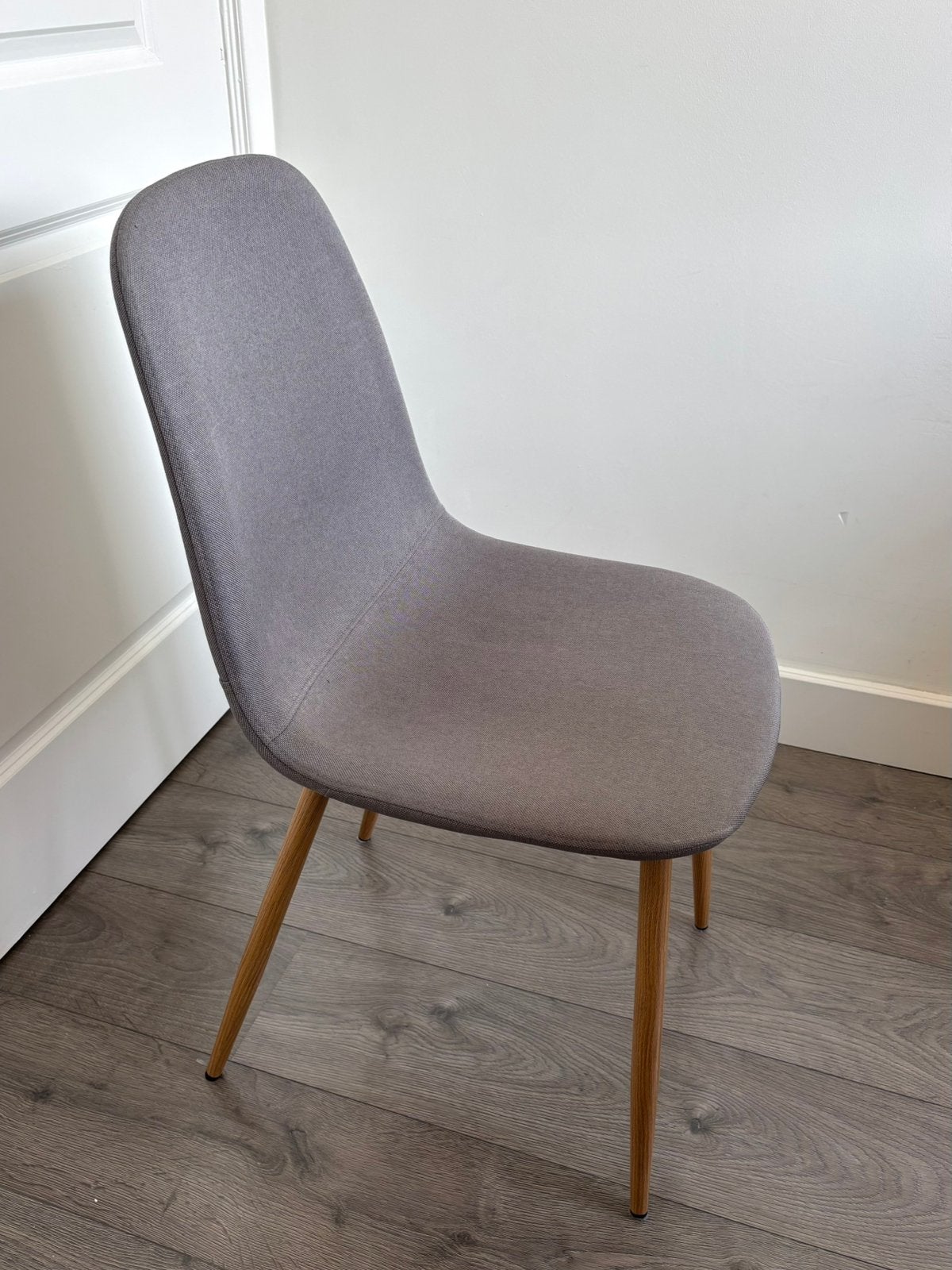 Eetkamerstoelen grijs 6 stuks - JYSK, Ophalen, Zo goed als nieuw, Vijf, Zes of meer stoelen, Stof