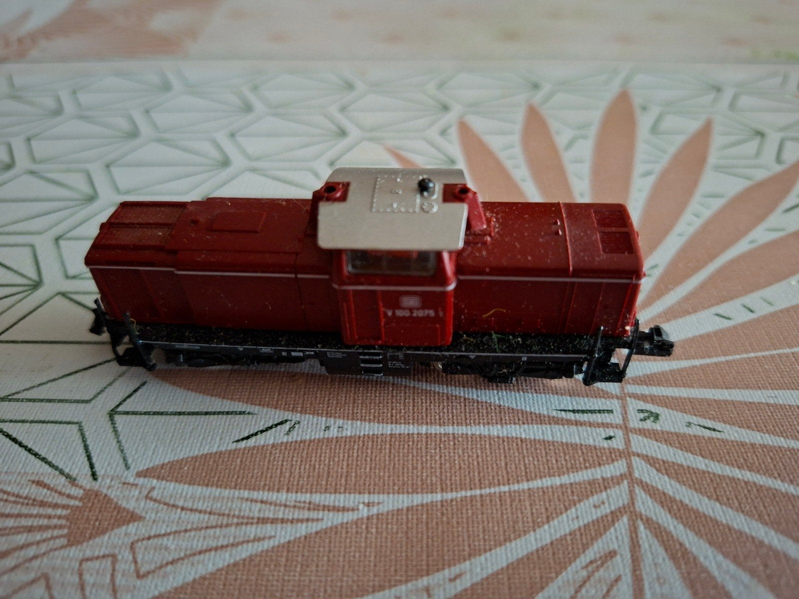 Fleischmann 100 2075 Locomotief - Rood, Gebruikt, Wisselstroom, Gebruikt, Locomotief, Ophalen of Verzenden