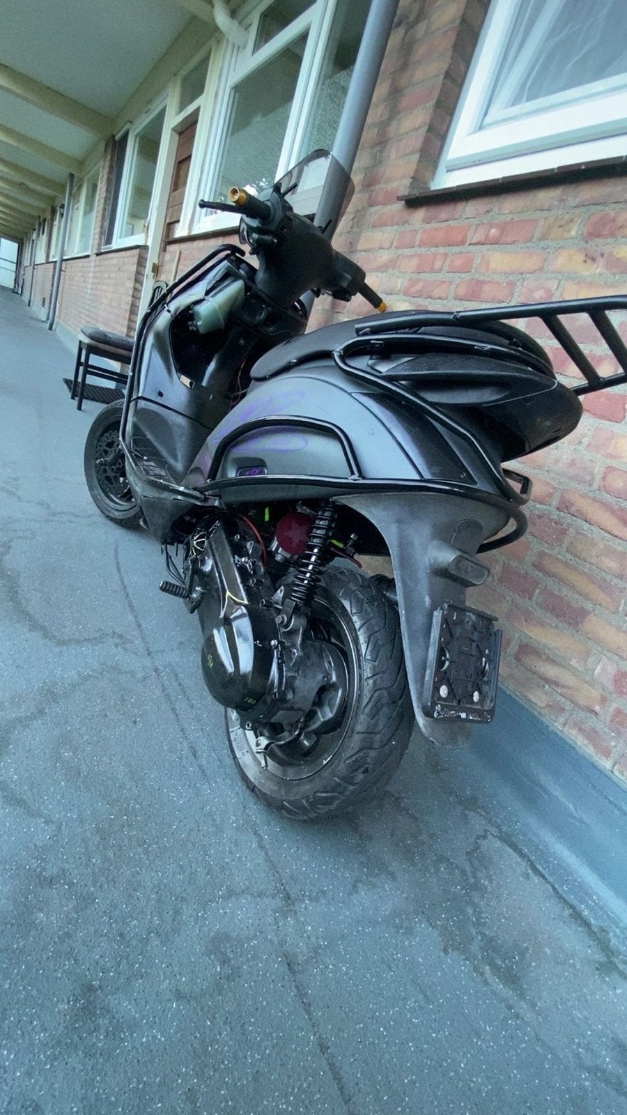 Zip 180cc cl, Ophalen, Zo goed als nieuw, Benzine, Zip