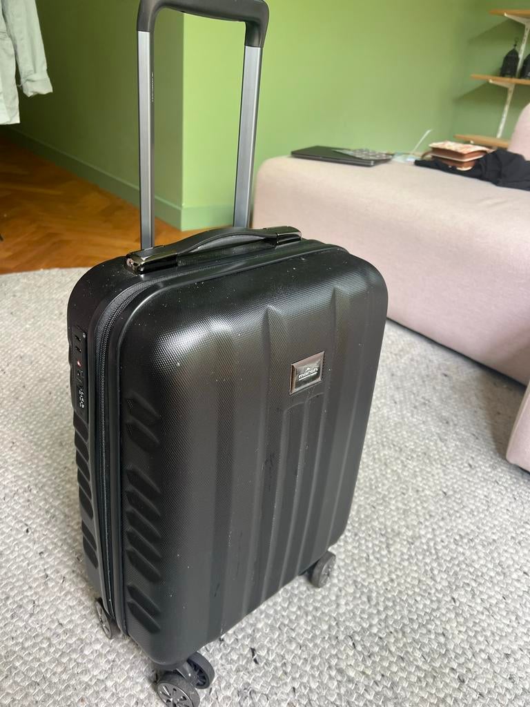 Zwarte handbagage koffer met wieltjes en slot, Ophalen, Zo goed als nieuw