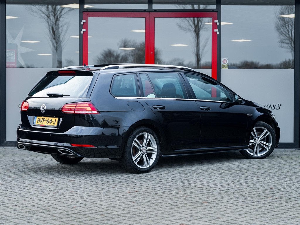Volkswagen Golf Variant 1.4 TSI Highline Business R | Schuif, Auto's, Volkswagen, 12 maanden, Gebruikt, 1257 kg, Zwart