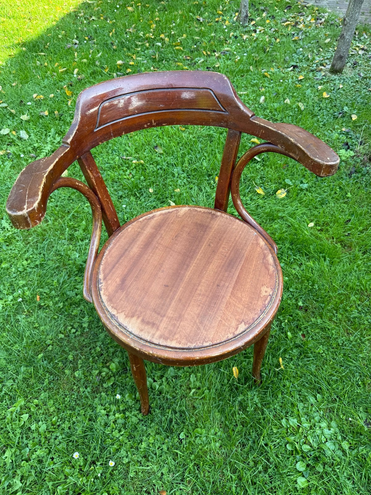 Oude Thonet bentwood armstoel, gebogen hout & rieten zitting, Antiek en Kunst, Ophalen
