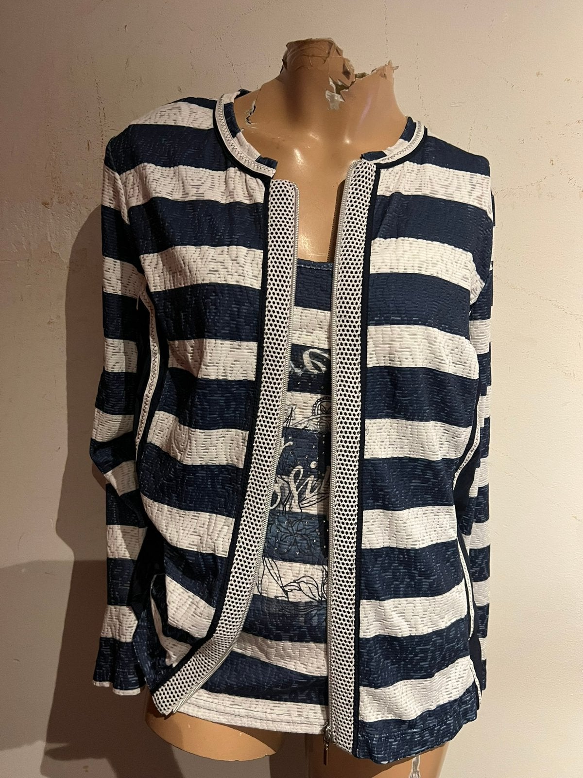 Just white twinset met strass L zgan 2 stuks, Wit, Maat 42/44 (L), Ophalen of Verzenden, Korte mouw
