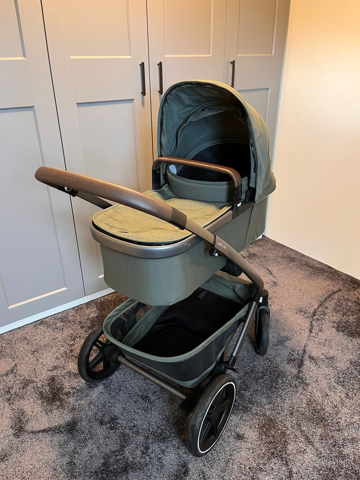 Joolz Geo 3 kinderwagen met regenhoes en buggy zit, Zo goed als nieuw, Combiwagen, Met reiswieg, Ophalen