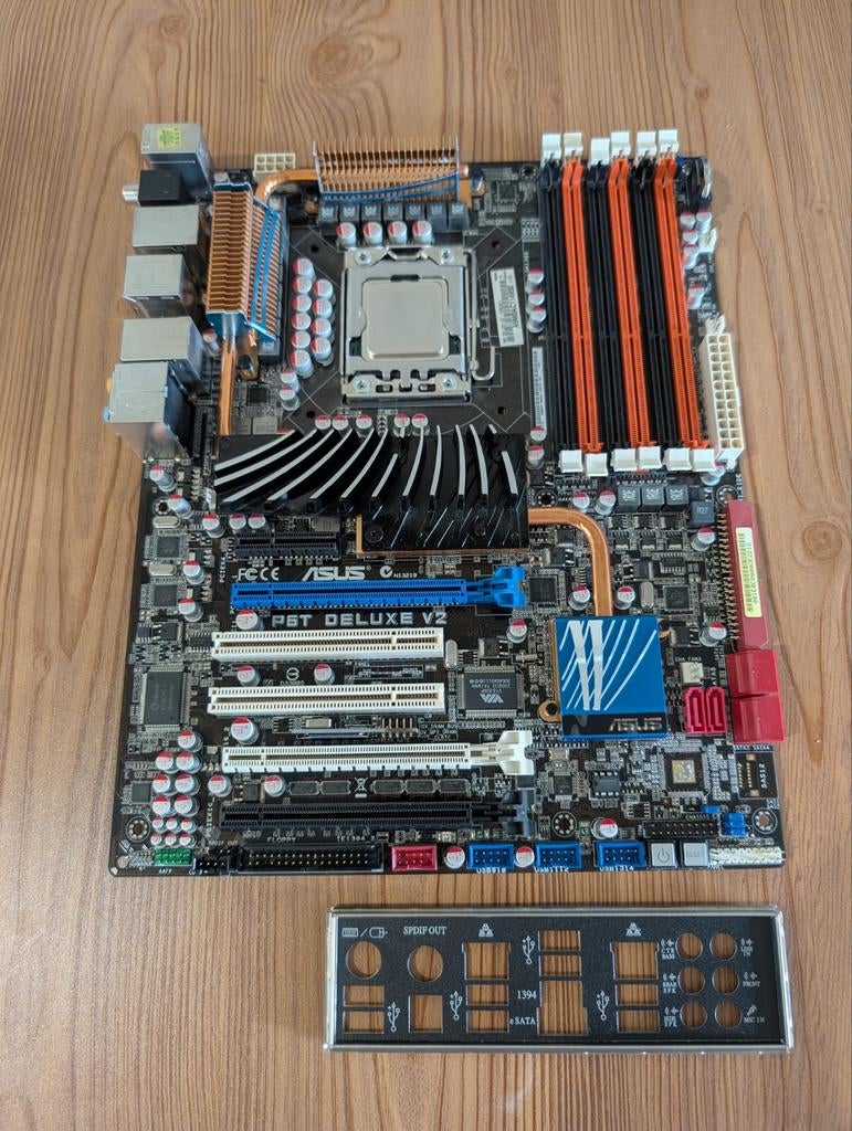 Asus P6T Deluxe V2 LGA1366 + Intel i7-950, Gebruikt, LGA 1366, DDR3, Ophalen of Verzenden