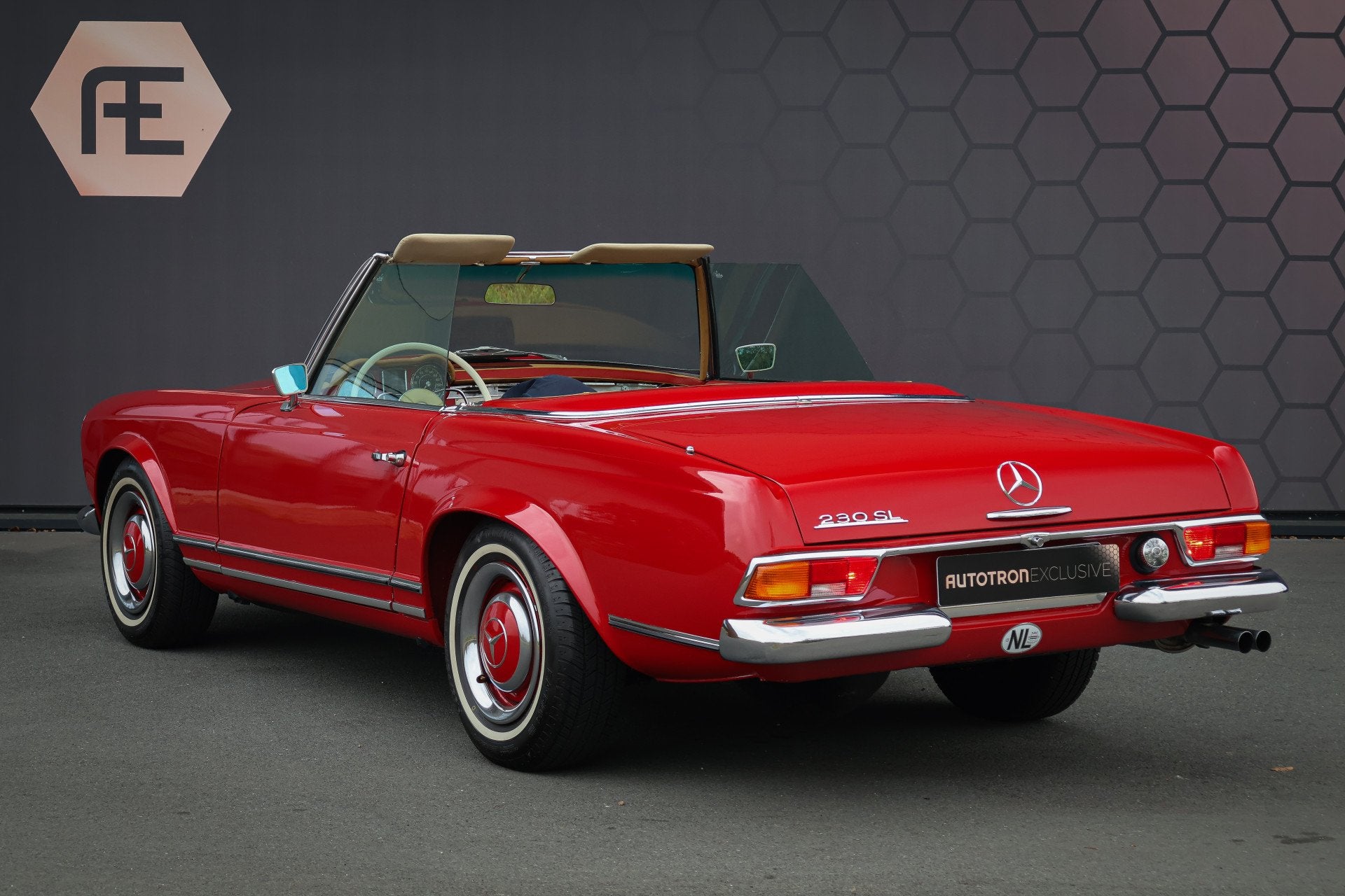 Mercedes-Benz 200-serie 230 SL Mercedes-Benz 230 SL, foto 7