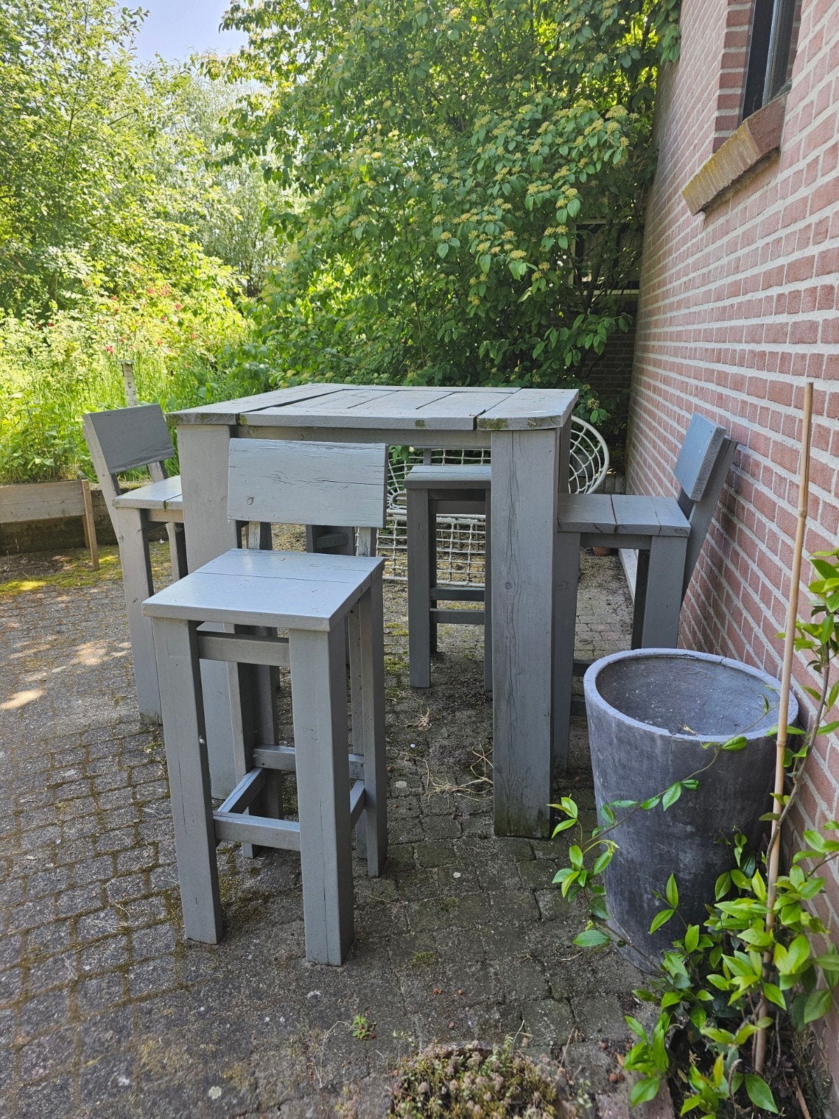 Hoge houten tafel met barstoelen, Ophalen, Gebruikt, Rechthoekig, Hout